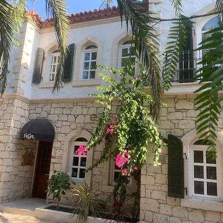 Yuga Hotel Alaçatı