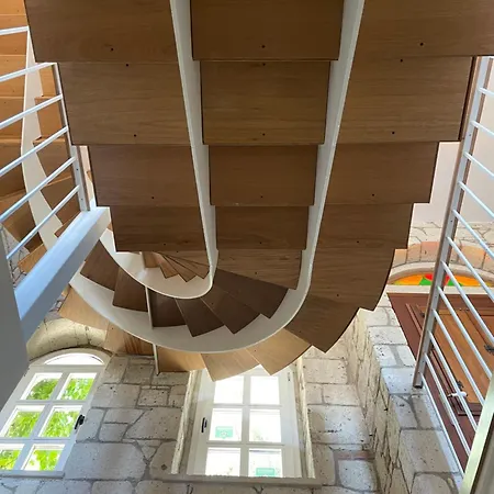 Yuga Hotel