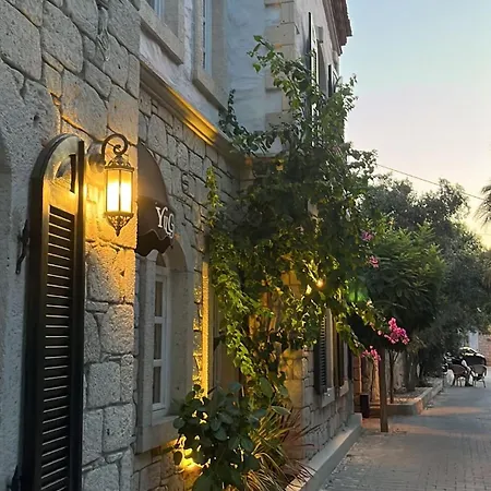 尤加阿拉卡提酒店