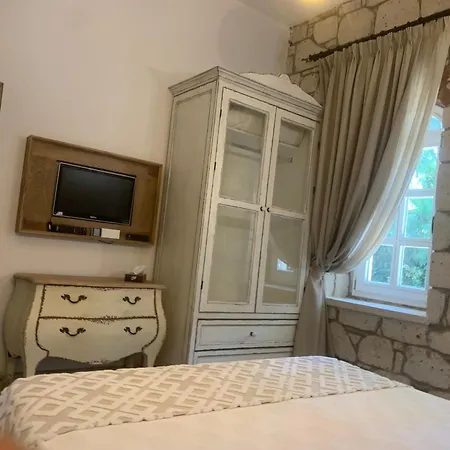 尤加阿拉卡提酒店 酒店