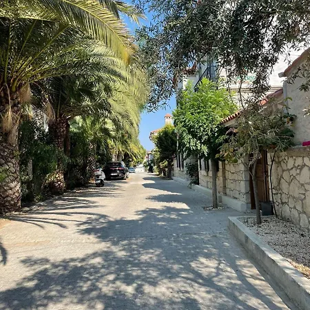 Ξενοδοχείο Yuga Αλακάτι