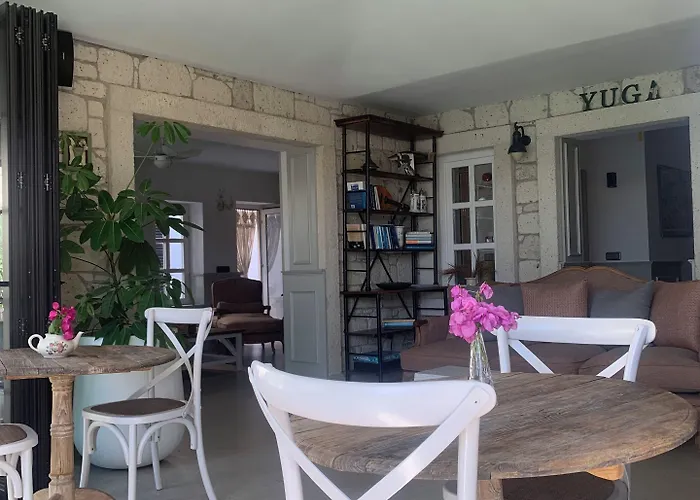 Hotell Yuga Alaçatı